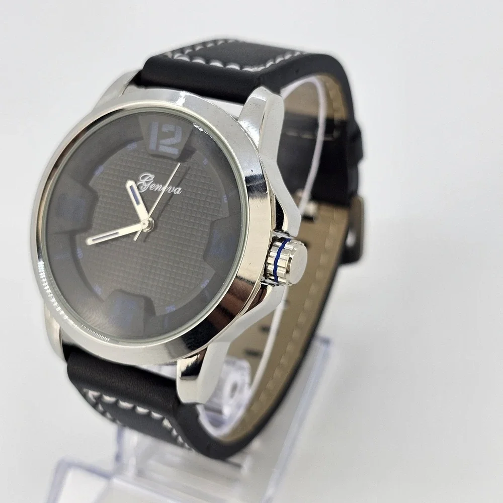 44MM Men's Minimalist Watch Black Dial Black Faux Leather Bands New Battery‎